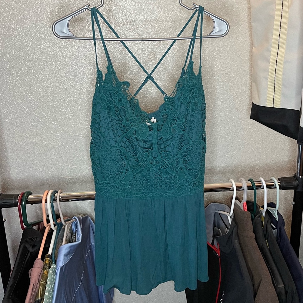Cross strap, teal blue, Maurice’s 0X lace detail tank